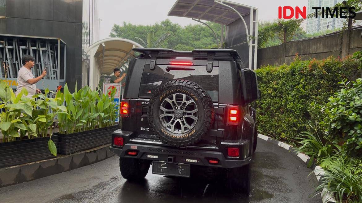 Mobil milik eks Wamenaker Immanuel Ebenezer disita KPK.
