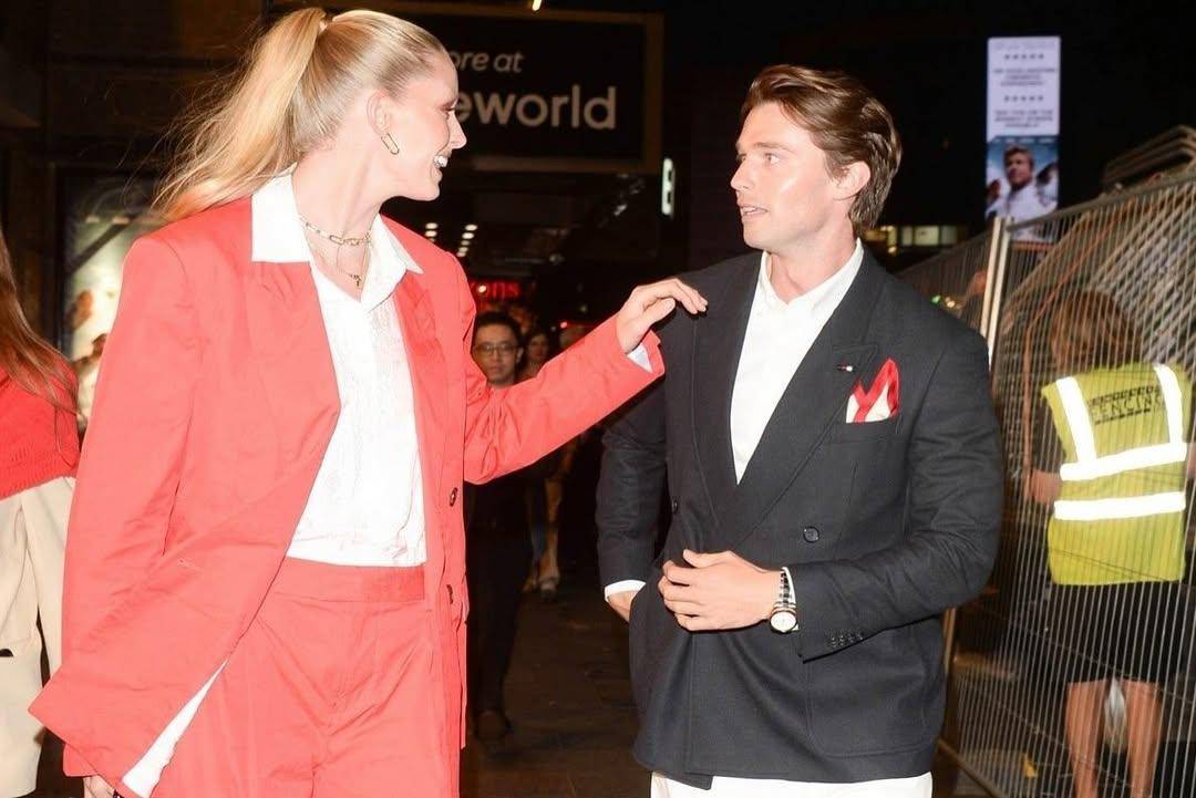 Pasangan Patrick Schwarzenegger dan Abby Champion
