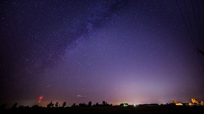 Hujan meteor Draconid (space.com/Robin Lee via Getty Images)