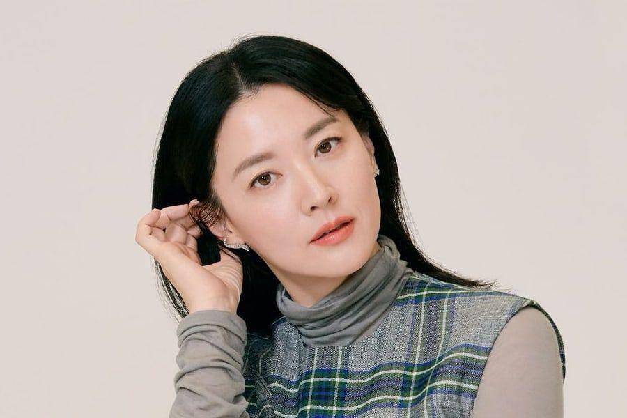 Lee Young Ae (instagram.com/leeyoungae0824)