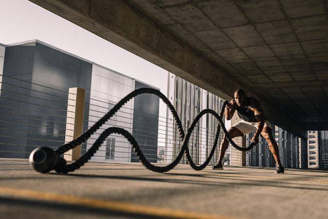 ilustrasi battle rope