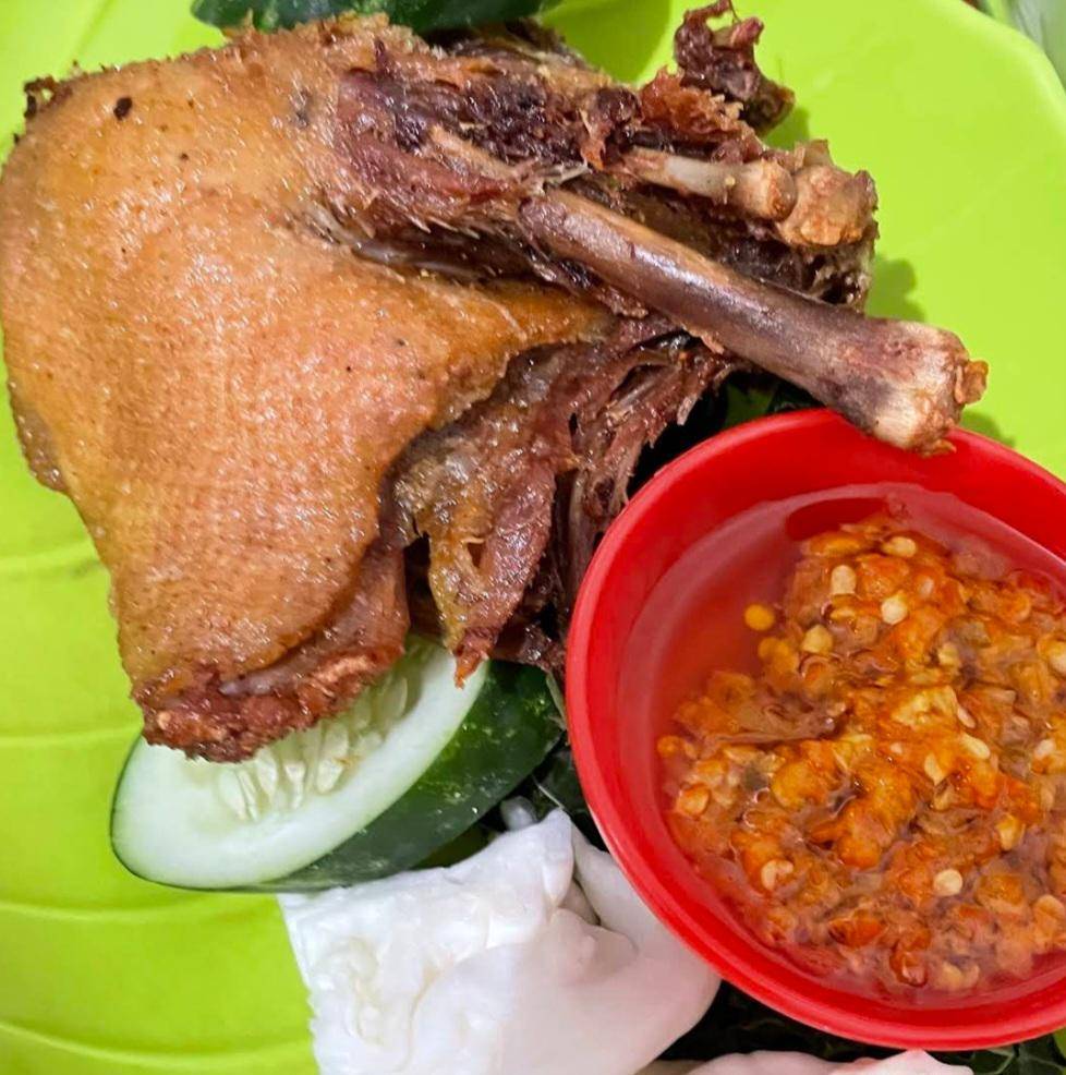 Bebek H. Slamet (google.com/maps/Belinda Rosa)
