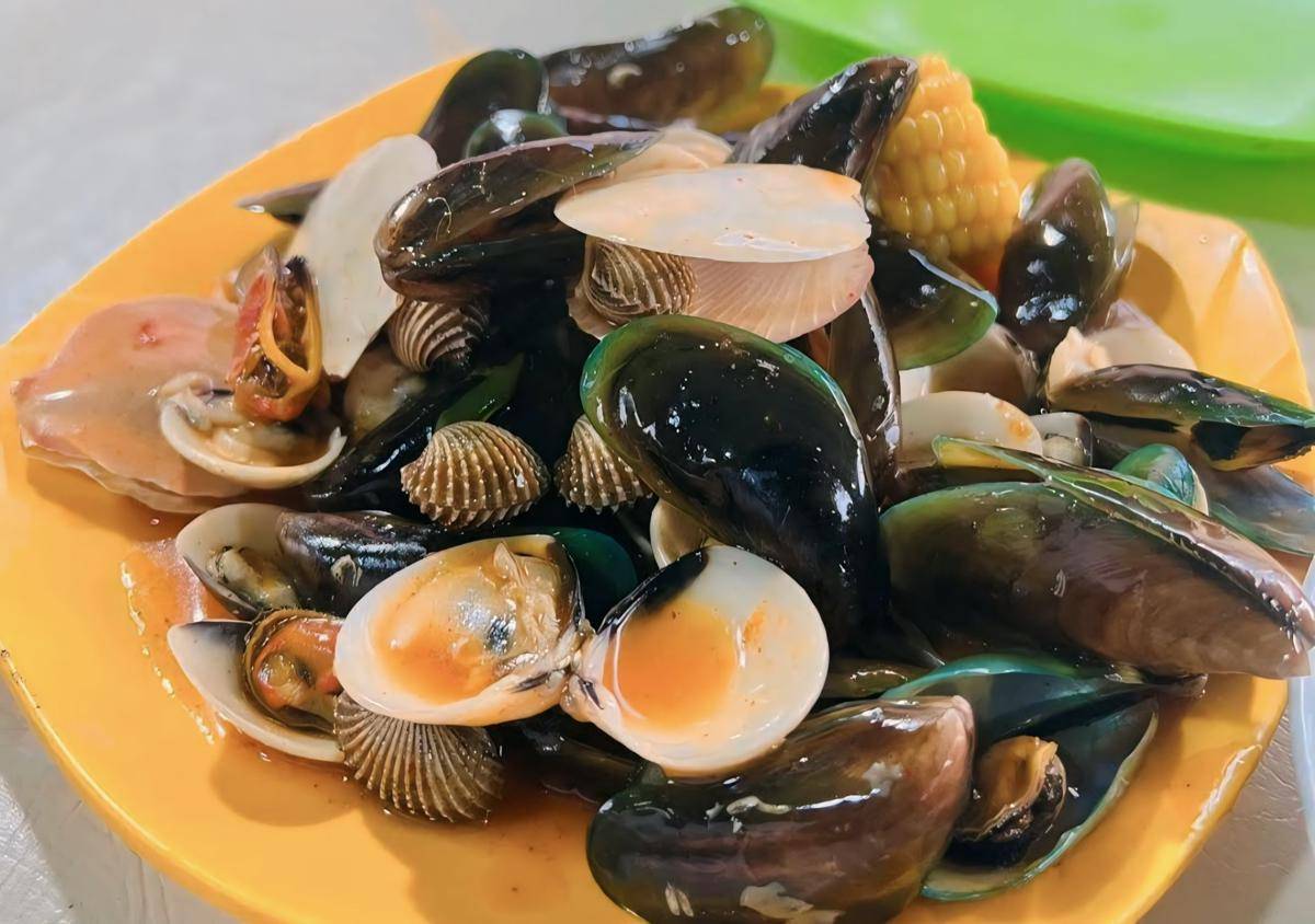 Cahaya Kerang Seafood (google.com/maps/debbie lynne)