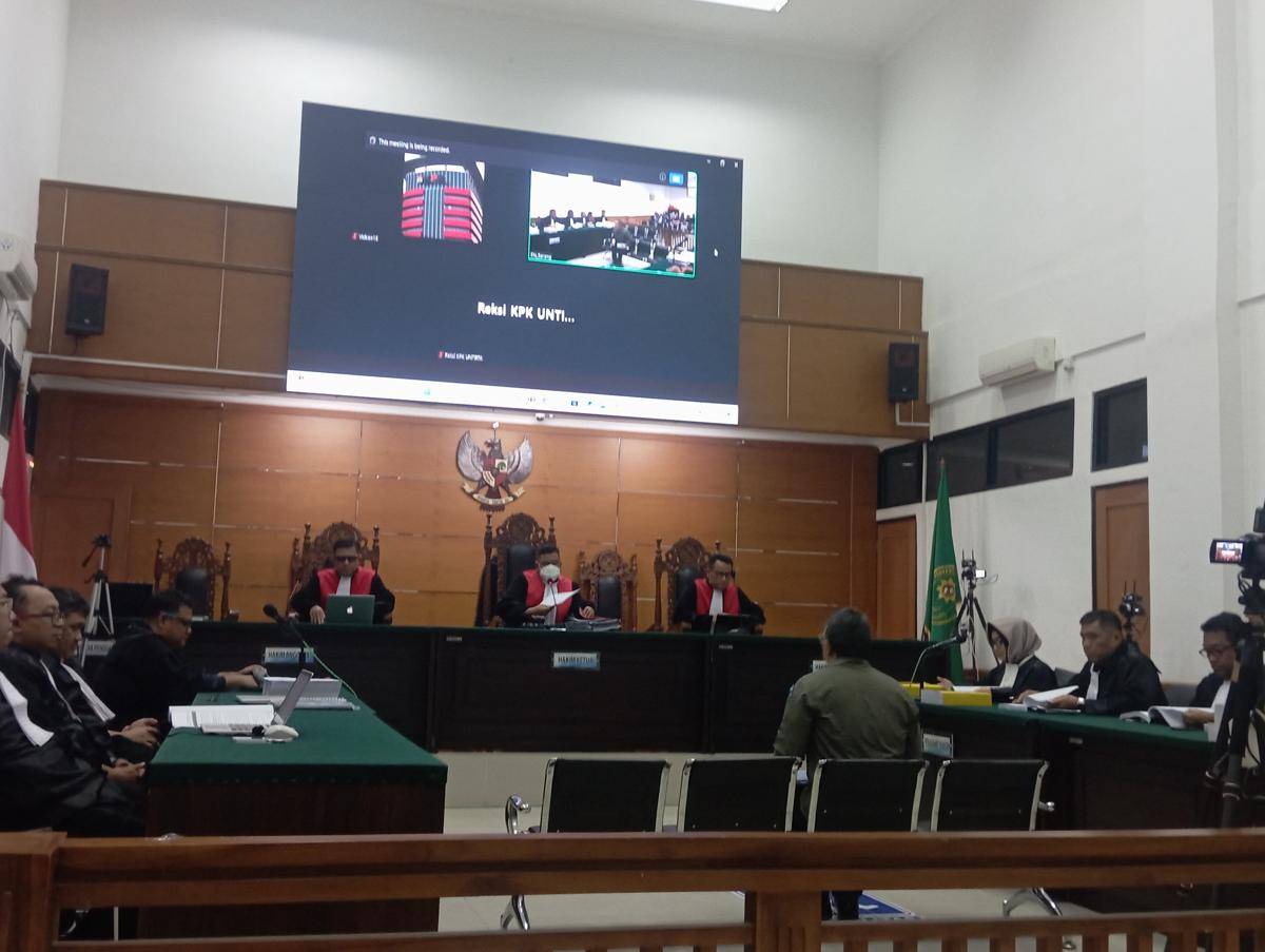 Terdakwa Roberto saat menyampaikan pledoi (Dok. Khaerul Anwar)
