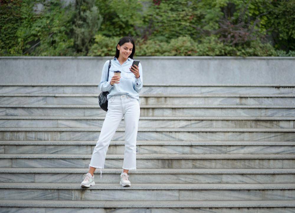 Inspirasi campus look (freepik.com/freepik)