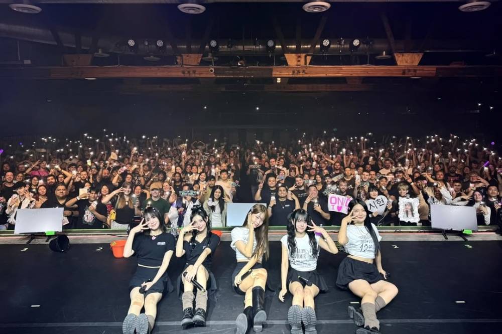 Girl group EVERGLOW