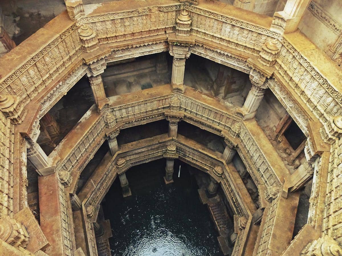ilustrasi Rani ki vav, India