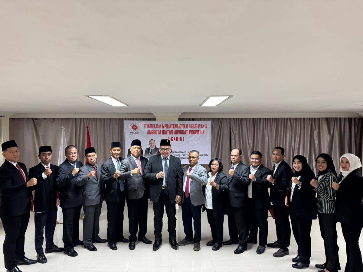 12 advokat baru Ikadin Kepri diambil sumpah (IDN Times/Putra Gema Pamungkas)