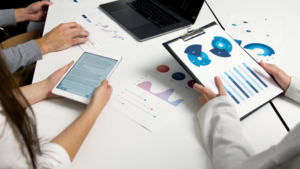 ilustrasi data (pexels.com/Artem Podrez)