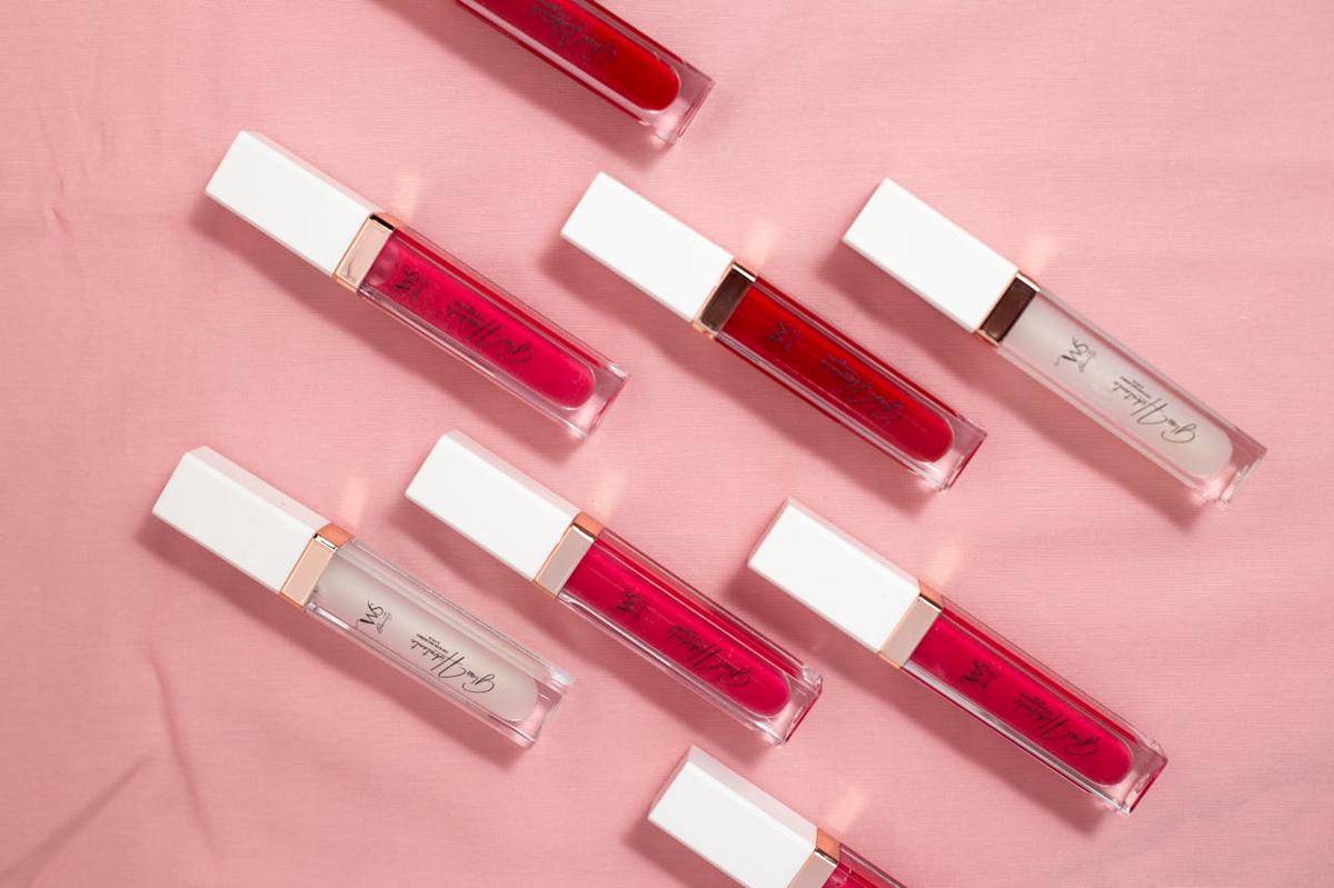 ilustrasi lip product