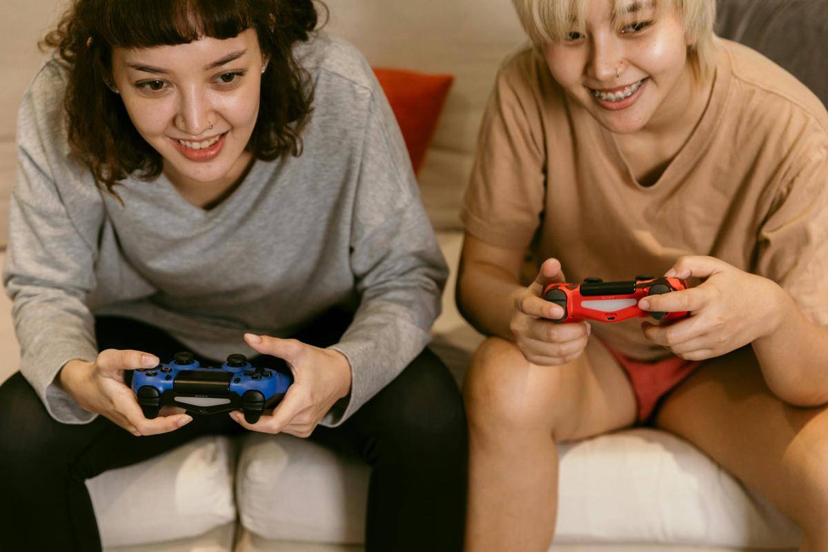 ilustrasi bermain game 