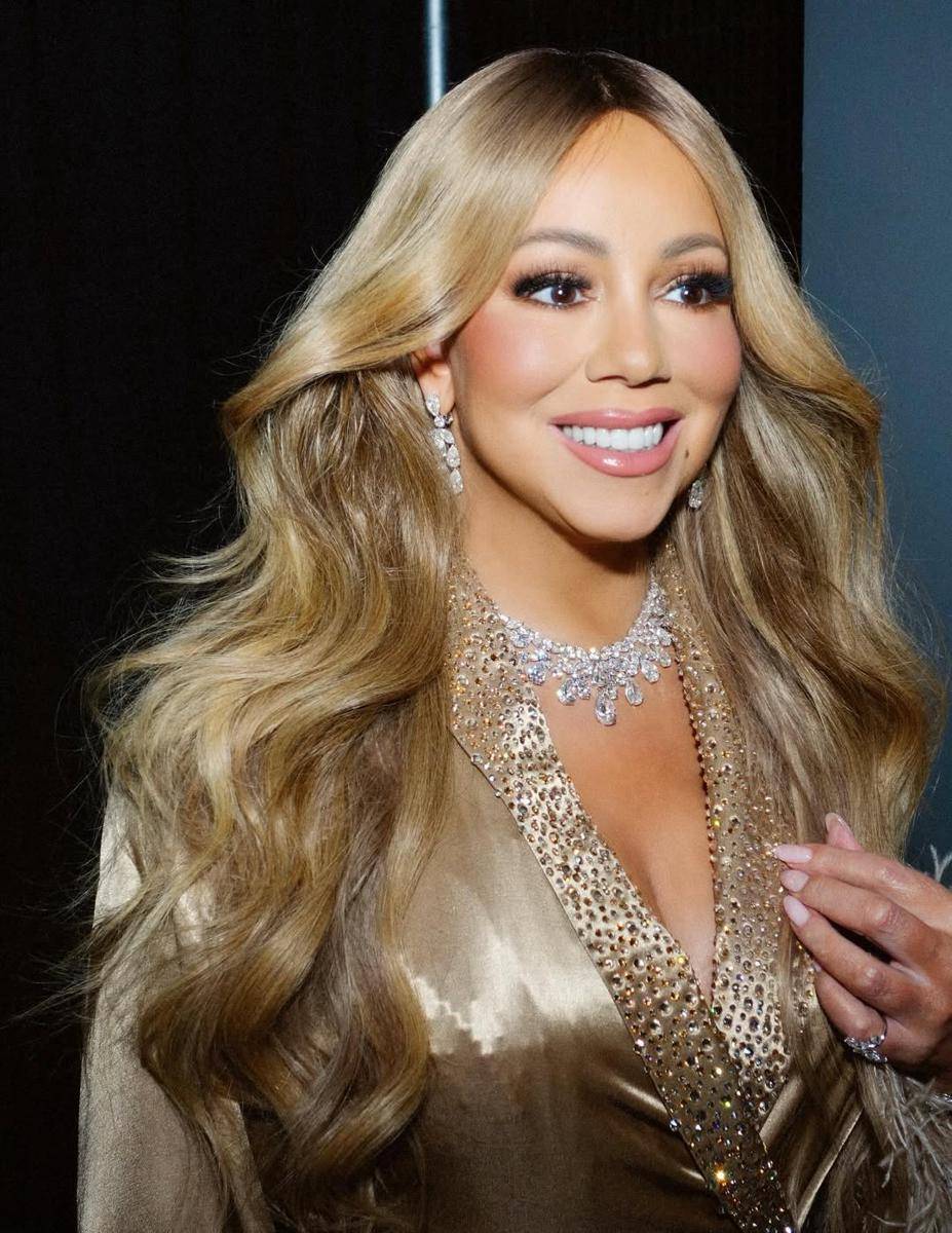 Inspirasi makeup look MTV VMA 2025 - Mariah Carey (instagram.com/mariahcarey)