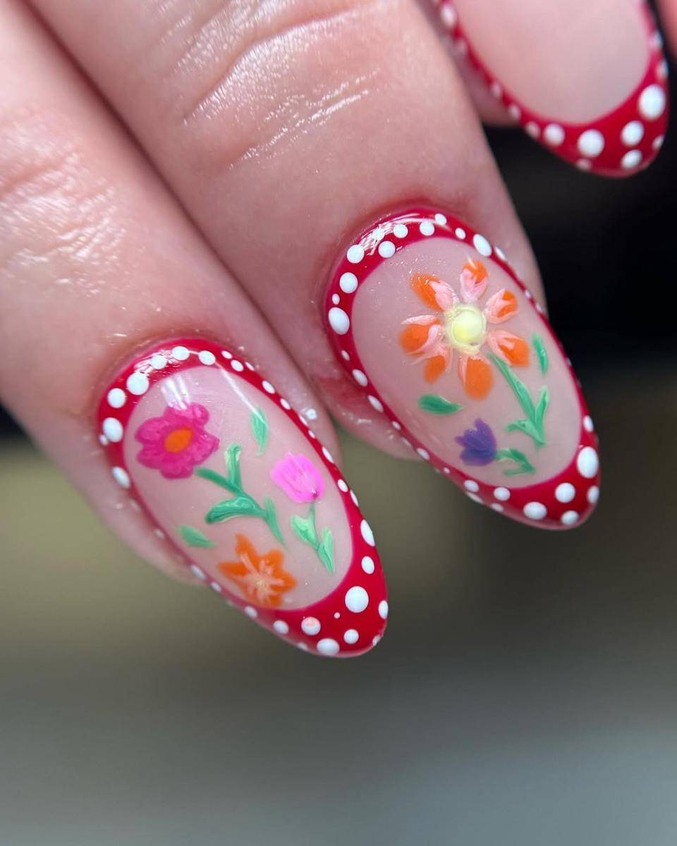 Framed nail art (instagram.com/afreshset)