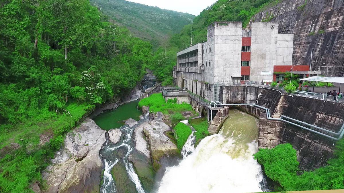 Tampilan Pembangkit Listrik Tenaga Air (PLTA) Bakaru berkapasitas 126 Megawatt (MW) di Kabupaten Pinrang, Sulawesi Selatan. (Dok. Istimewa)