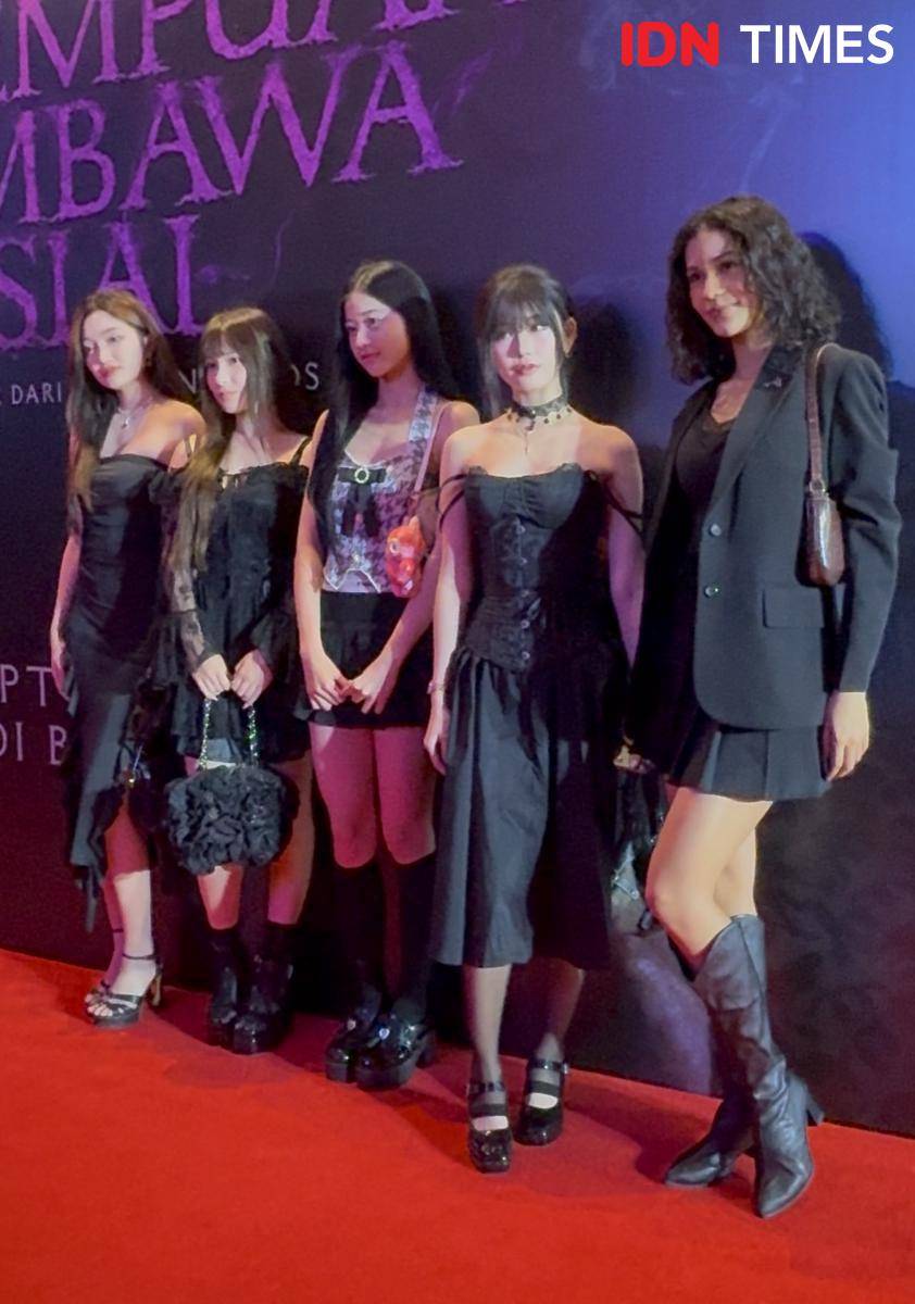 PAPION di red carpet Perempuan Pembawa Sial pada Rabu (10/9/2025)