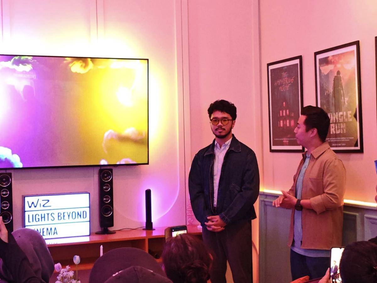 WiZ TV Sync Lights Beyond Entertainment Event. 