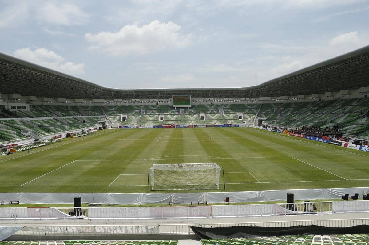 Stadion Utama Sumatra Utara (IDN Times/Doni Hermawan)