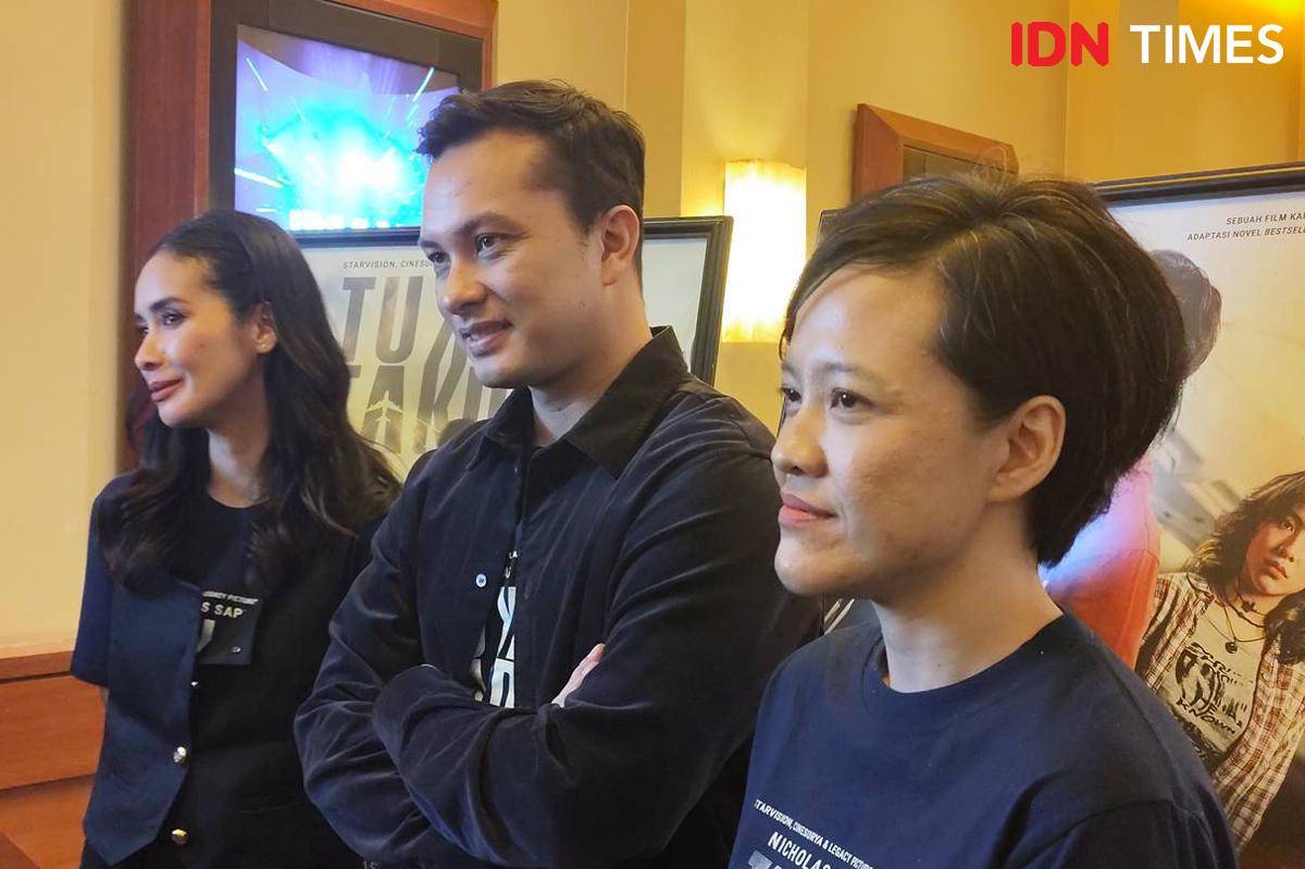 Nicsap ngobrolin pesawat terbang bareng Mouly Surya.jpg