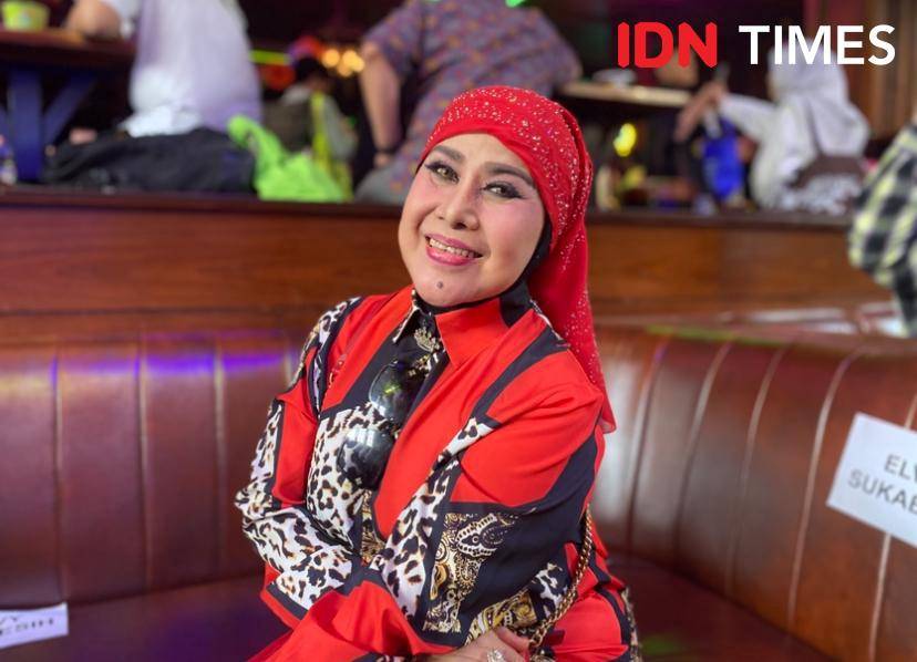 potret Elvy Sukaesih