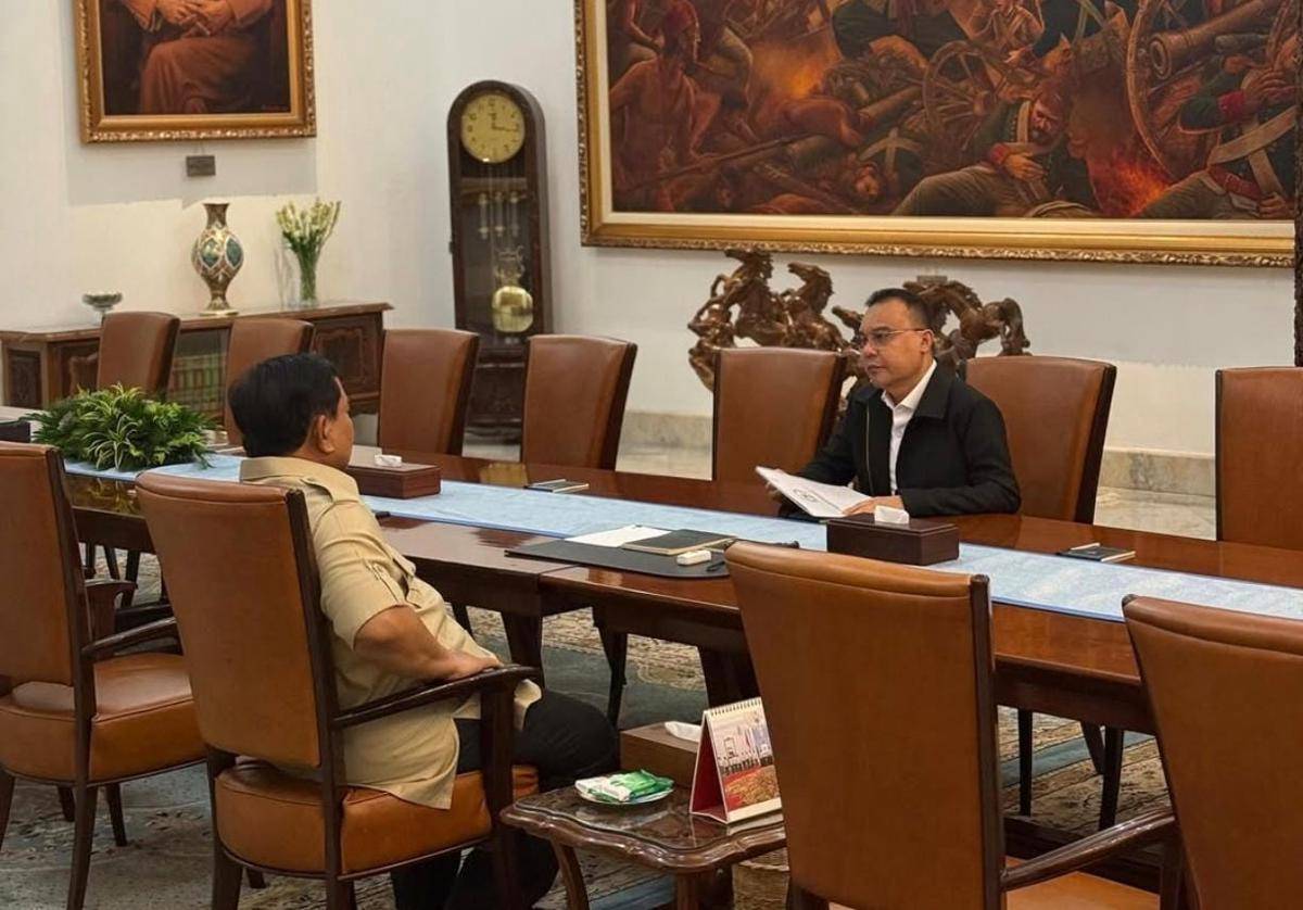 Presiden Prabowo Subianto melakukan pertemuan empat mata dengan Wakil Ketua DPR RI, Sufmi Dasco Ahmad (Instagram.com/@sekretariat.kabinet)