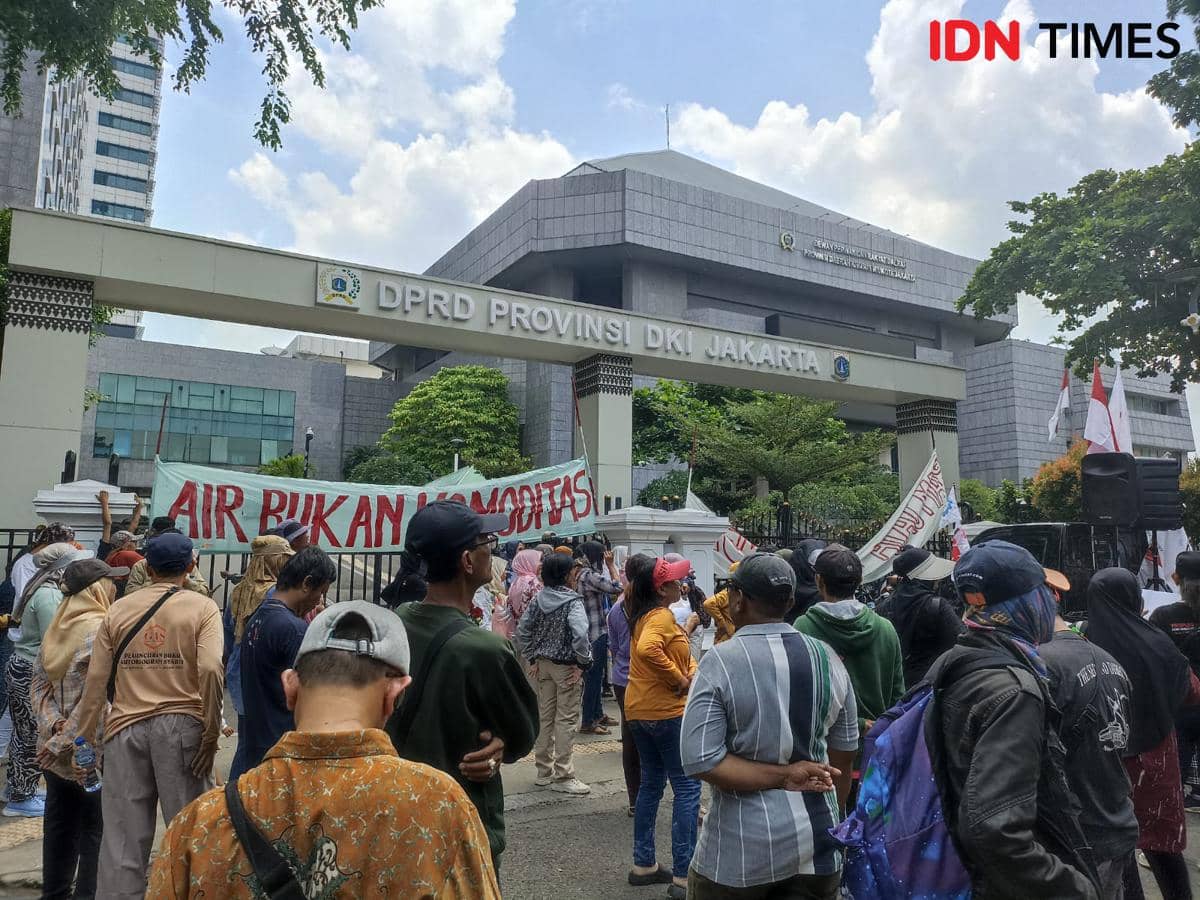 DPRD DKI Sahkan 4 Raperda Jadi Perda termasuk Kawasan Tanpa Rokok