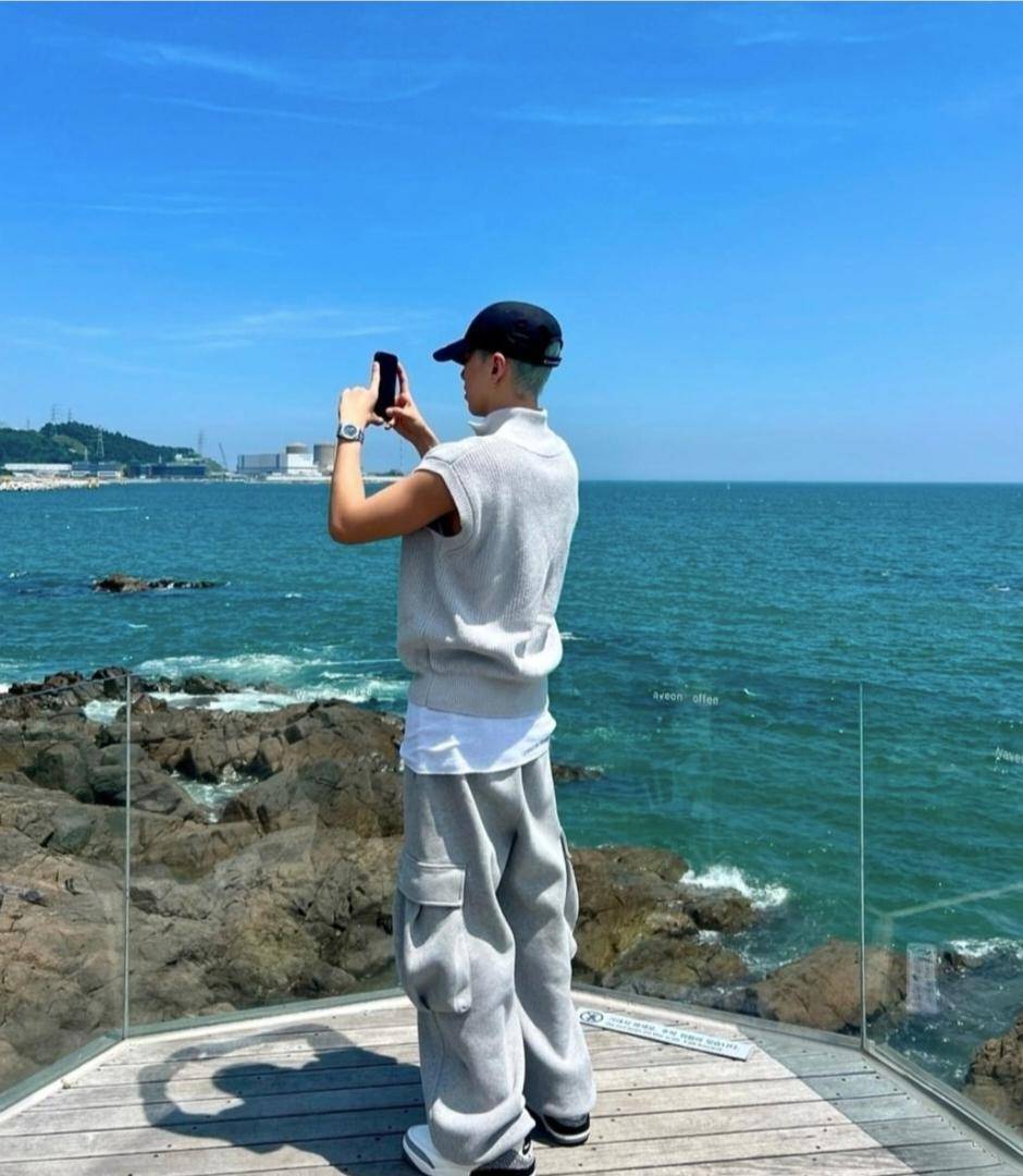 Hoshi SEVENTEEN (instagram.com/ho5hi_kwon) 