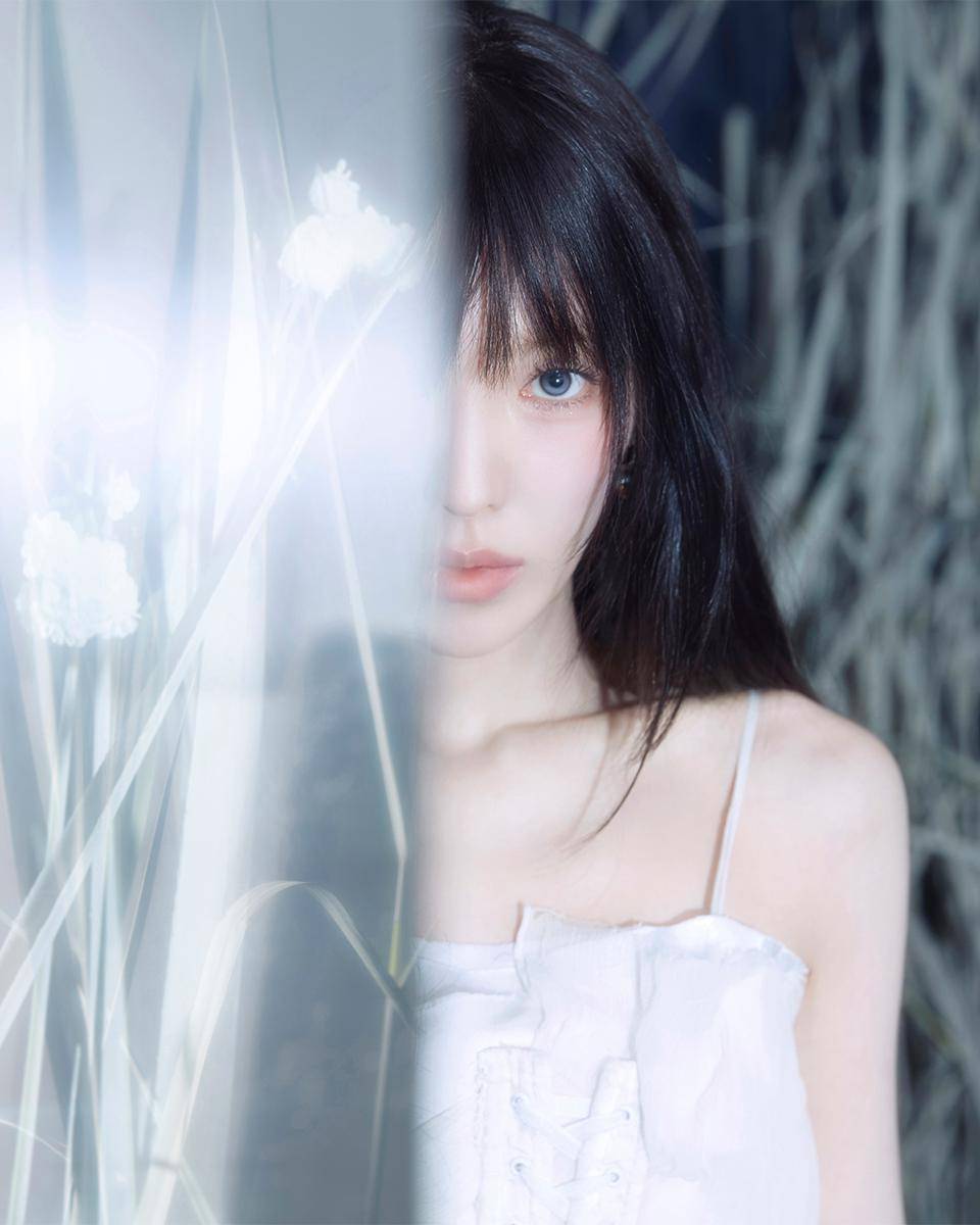 potret Wendy di mini album Cerulean Verge (x.com/WENDY_offcl)