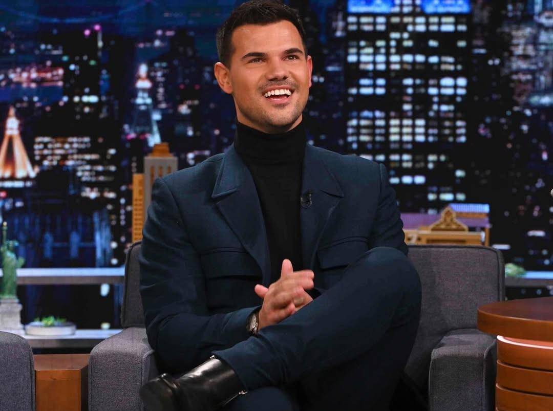 Taylor Lautner