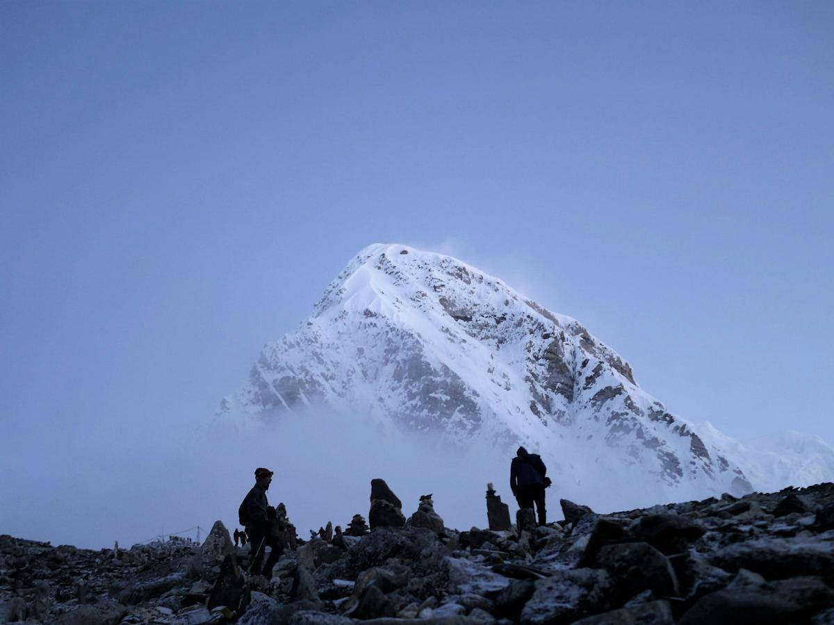 Gunung Everest (unsplash.com/Michael Clarke)