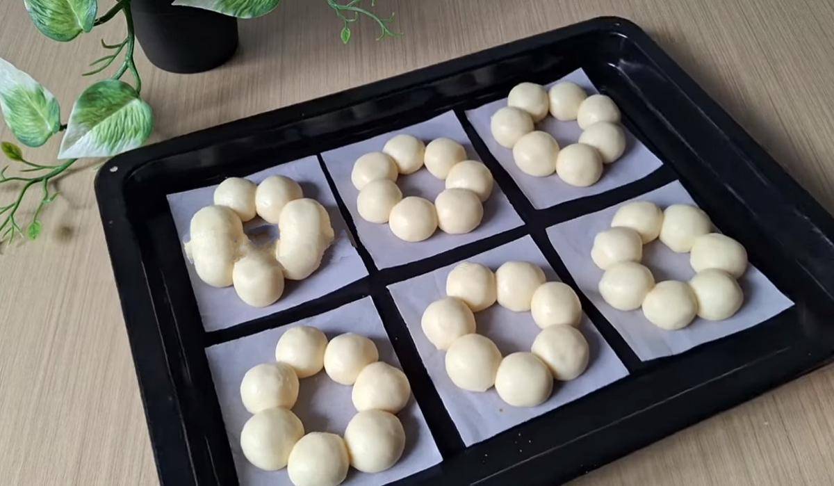 ilustrasi membentuk donat mochi 