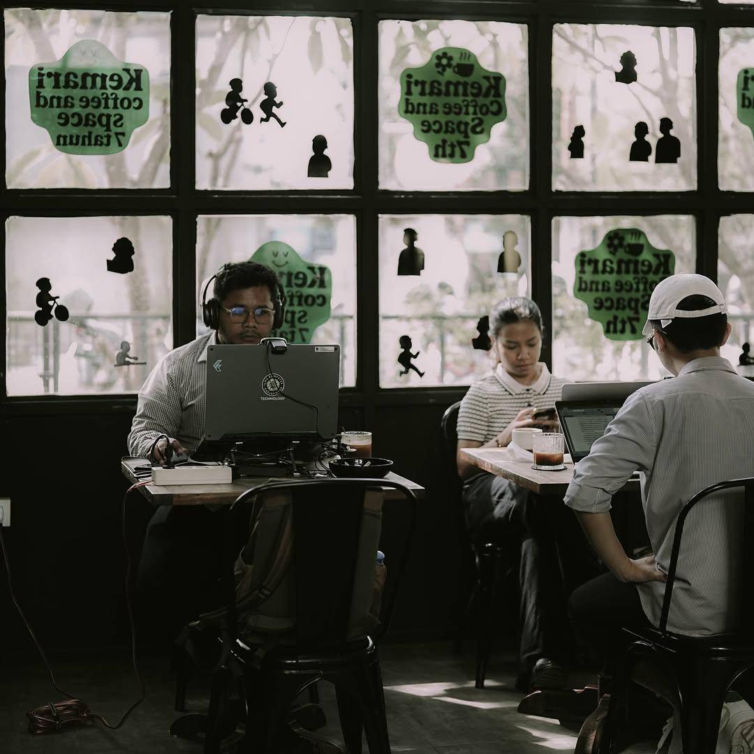 5 Rekomendasi Kafe Dekat UII Jogja, Workspaceable dan Bikin Betah!