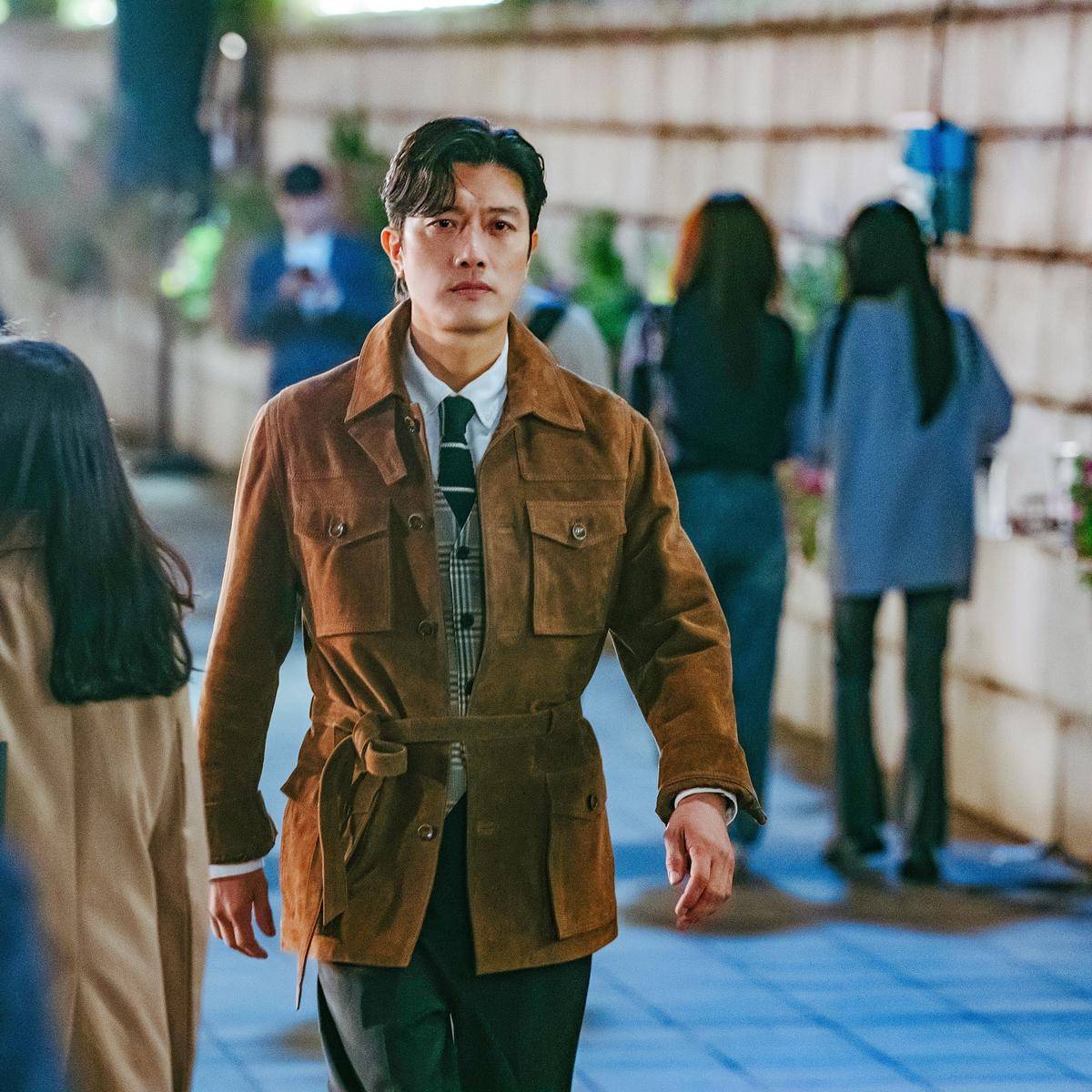 still cuts drama Confidence Queen