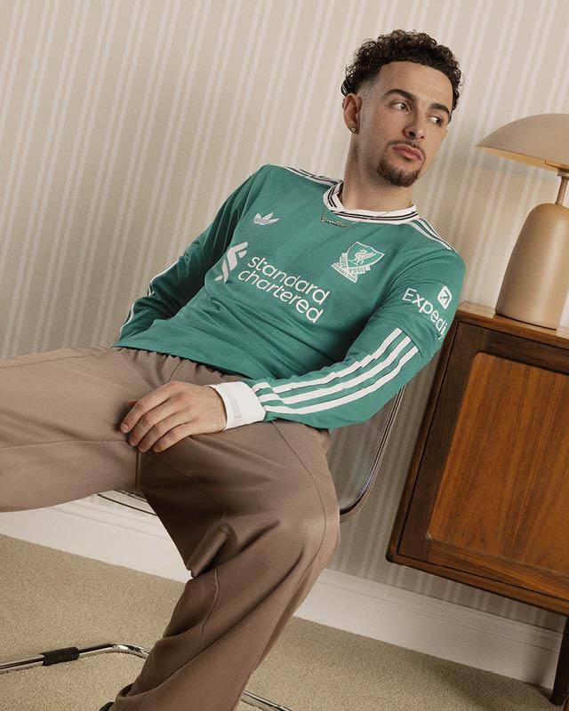 LFC 3rd Kit   .jpg