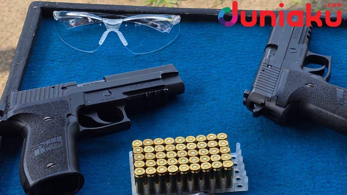 Pistol SIG Sauer P226. Fotografer: Fahrul Nurullah. (Duniaku.com/Fahrul Nurullah)