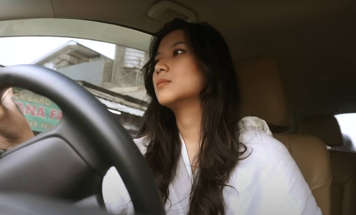 cuplikan MV Tak - Danilla Riyadi
