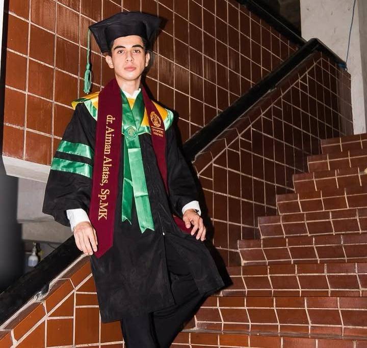 potret Ayman Alatas resmi jadi dokter Sp.MK