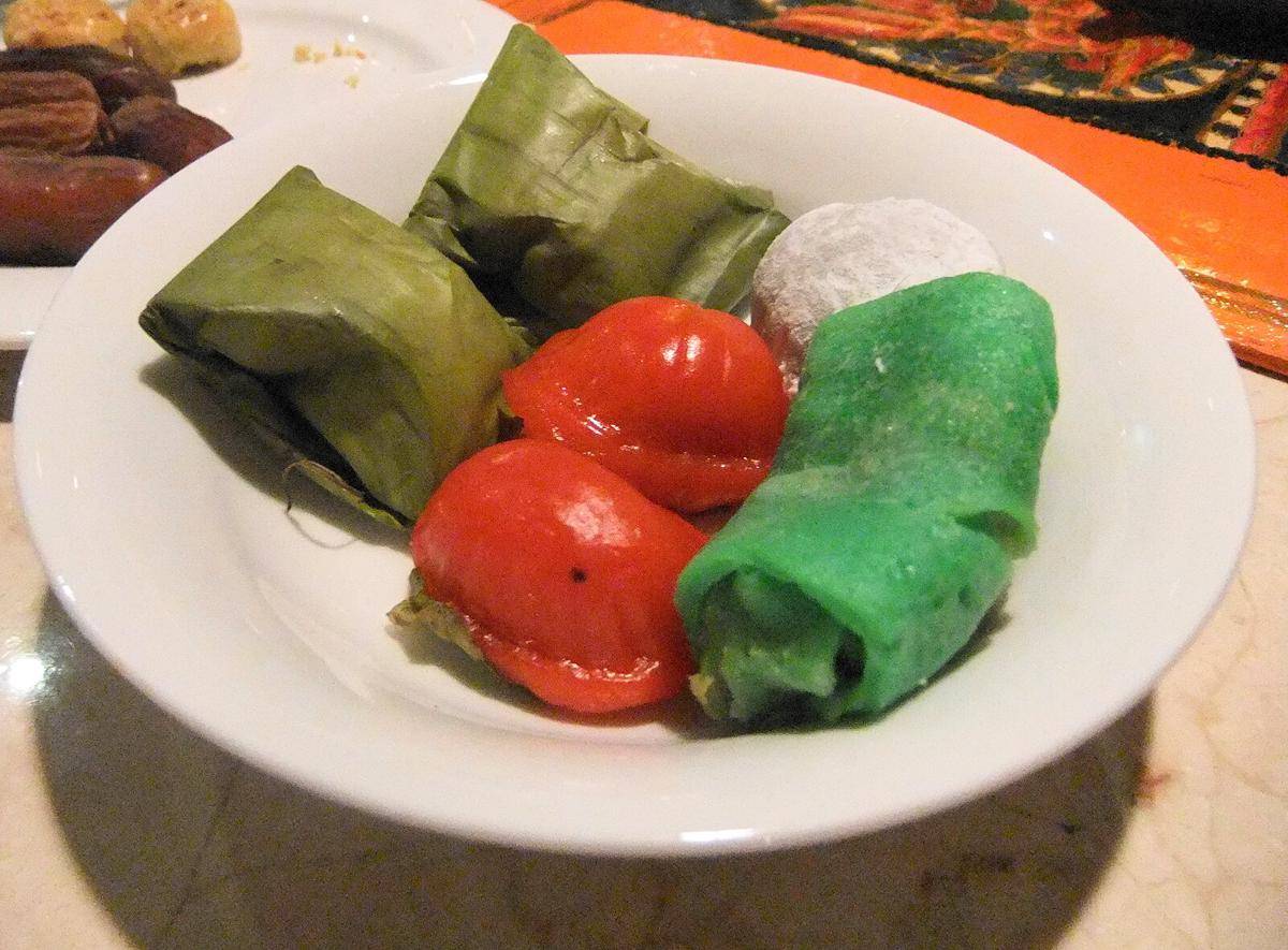 ilustrasi kue basah