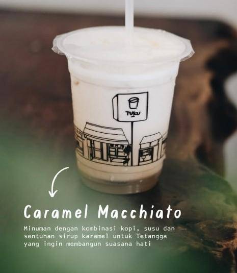 caramel macchiato dari Toko Kopi Tuku (instagram.com/tokokopituku) 