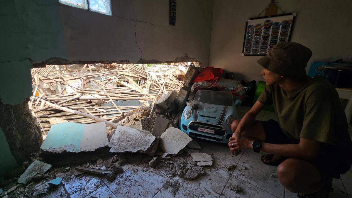 Ledakan di Pamulang sebabkan 3 rumah hancur (Dok. Warga)