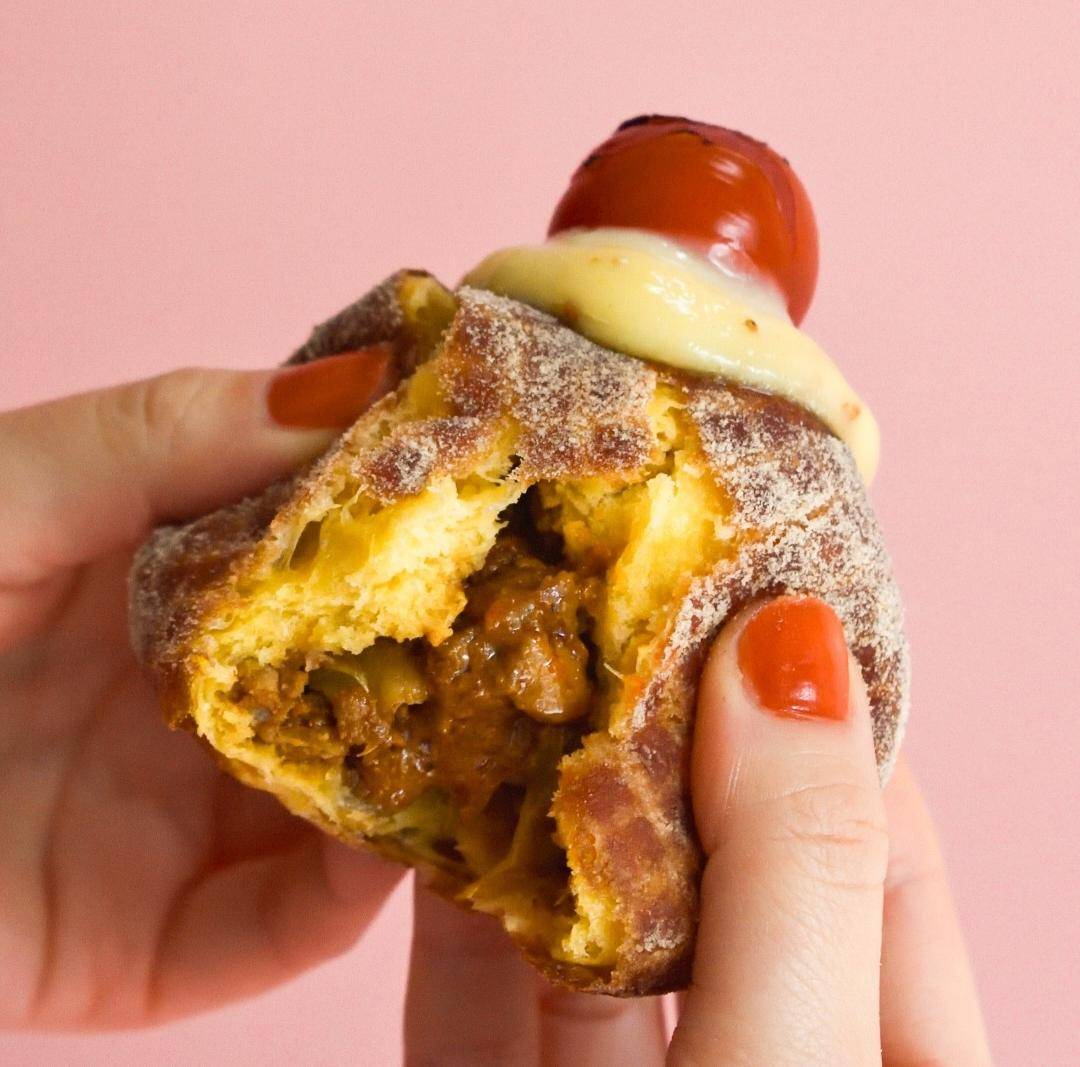 donat isi keema curry ala I’m donut (instagram.com/i.m.donut)