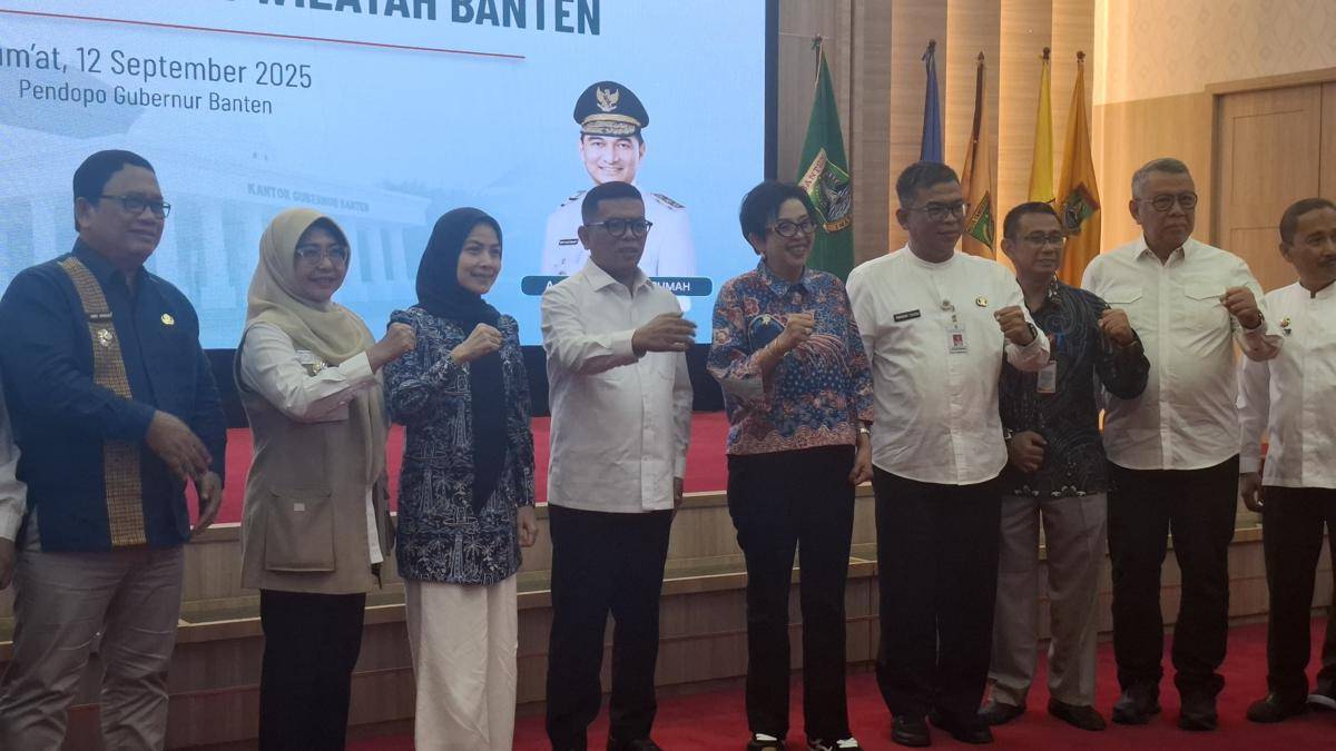 Kepala daerah Rakor pengelolaan sampah dengan KLH (Dok. Khaerul Anwar)