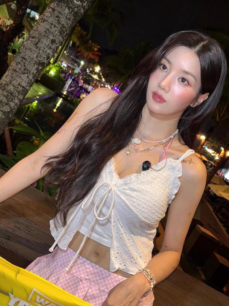 Potret Kwon Eunbi di Balik Layar WaterBomb Bali 2025