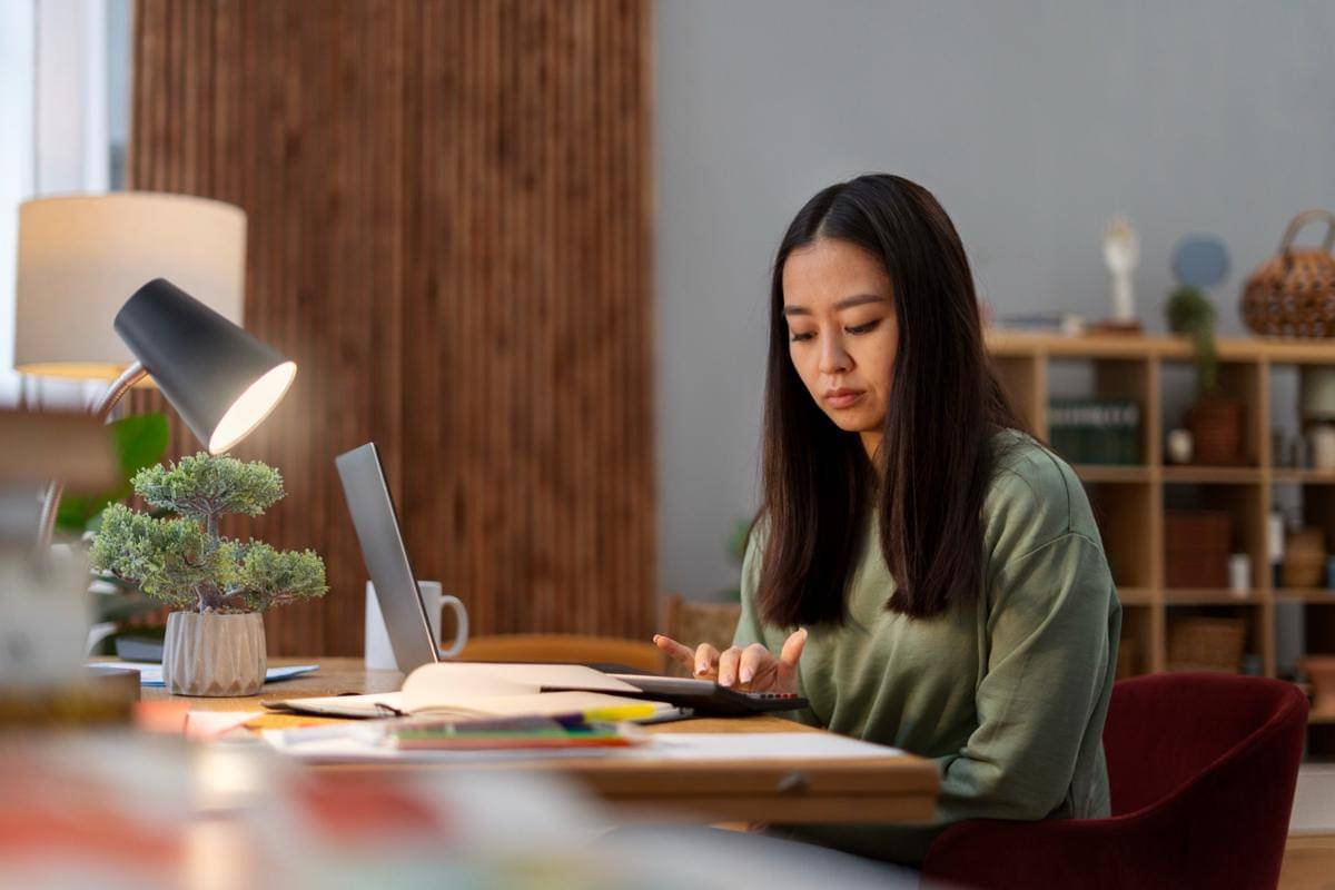 ilustrasi fokus satu pekerjaan agar hasilnya maksimal