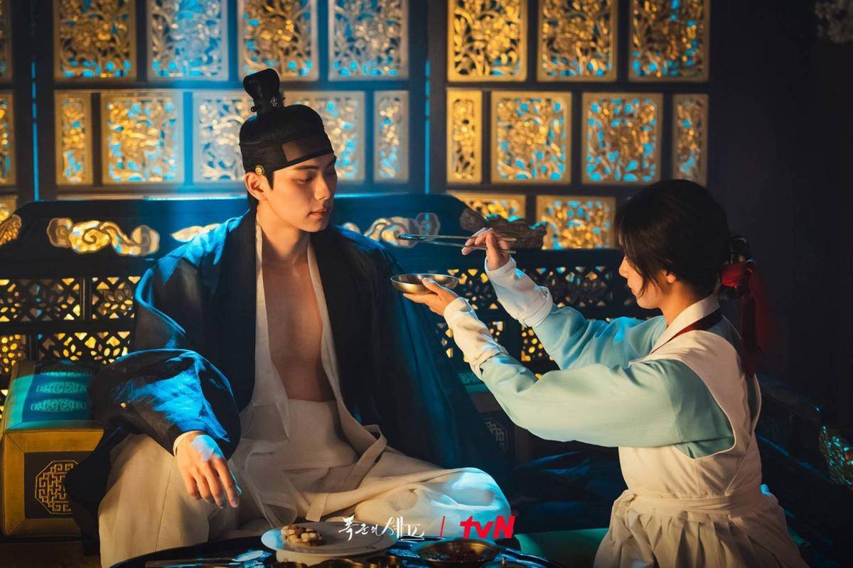 still cut drama Bon Appétit, Your Majesty (dok. tvN/Bon Appétit, Your Majesty)