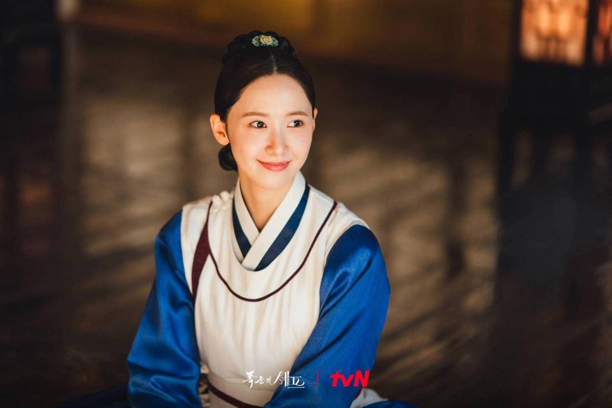 Cuplikan drama Korea Bon Appetit, Your Majesty