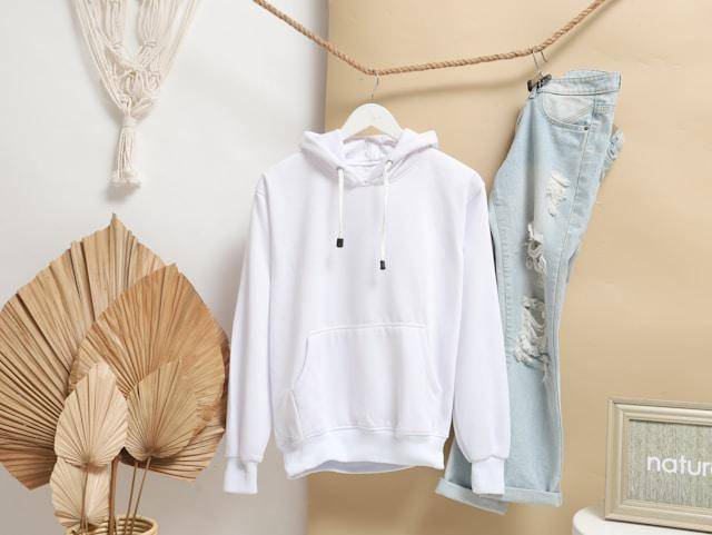 ilustrasi hoodie pria dan wanita (unsplash.com/Mediamodifier) 