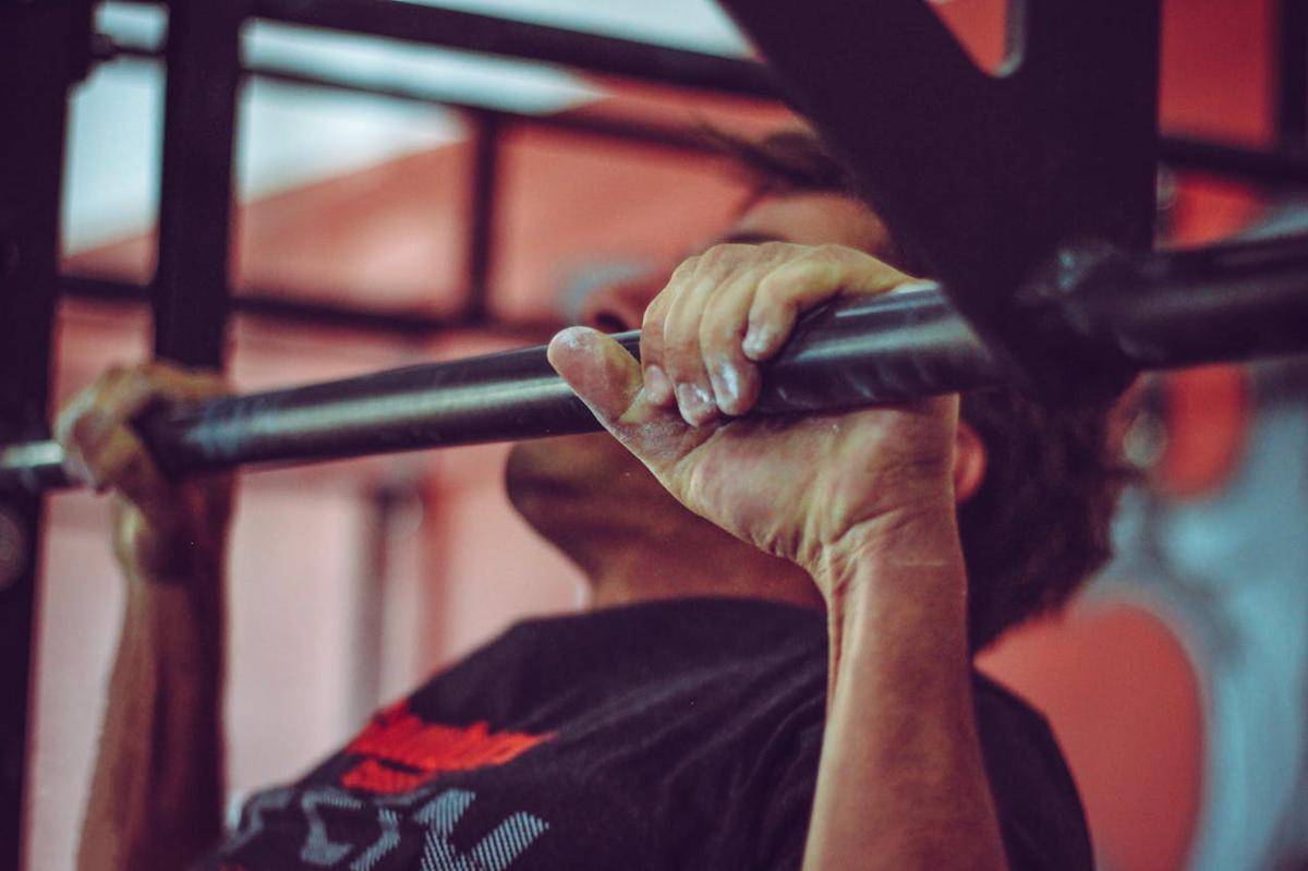ilustrasi pull up (pexels.com/Victor Freitas)