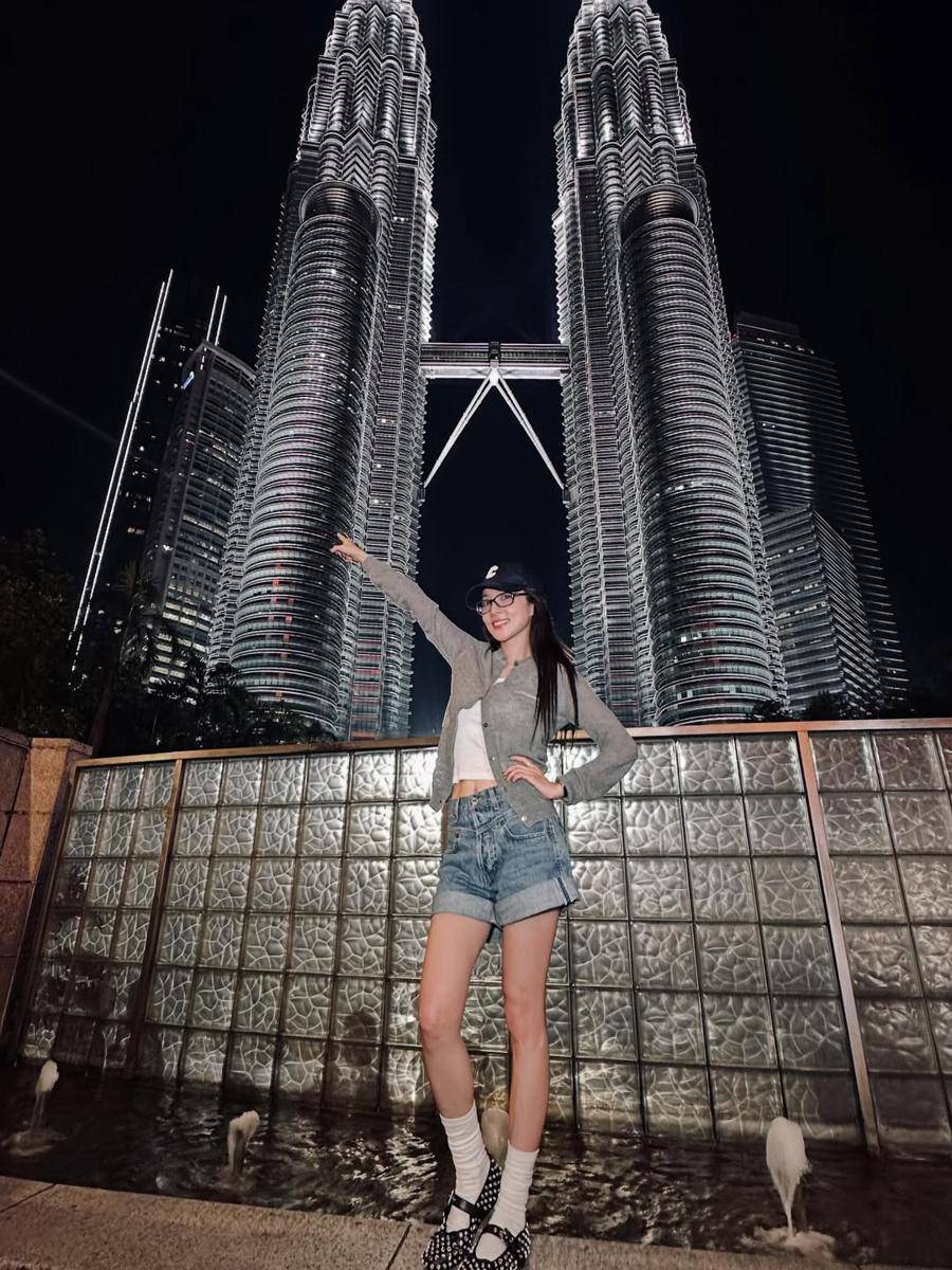 Sandara Park (instagram.com/daraxxi)