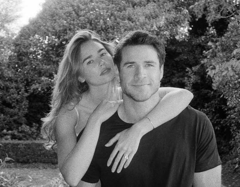 Liam Hemsworth dan Gabriella Brooks dikabarkan bertunangan