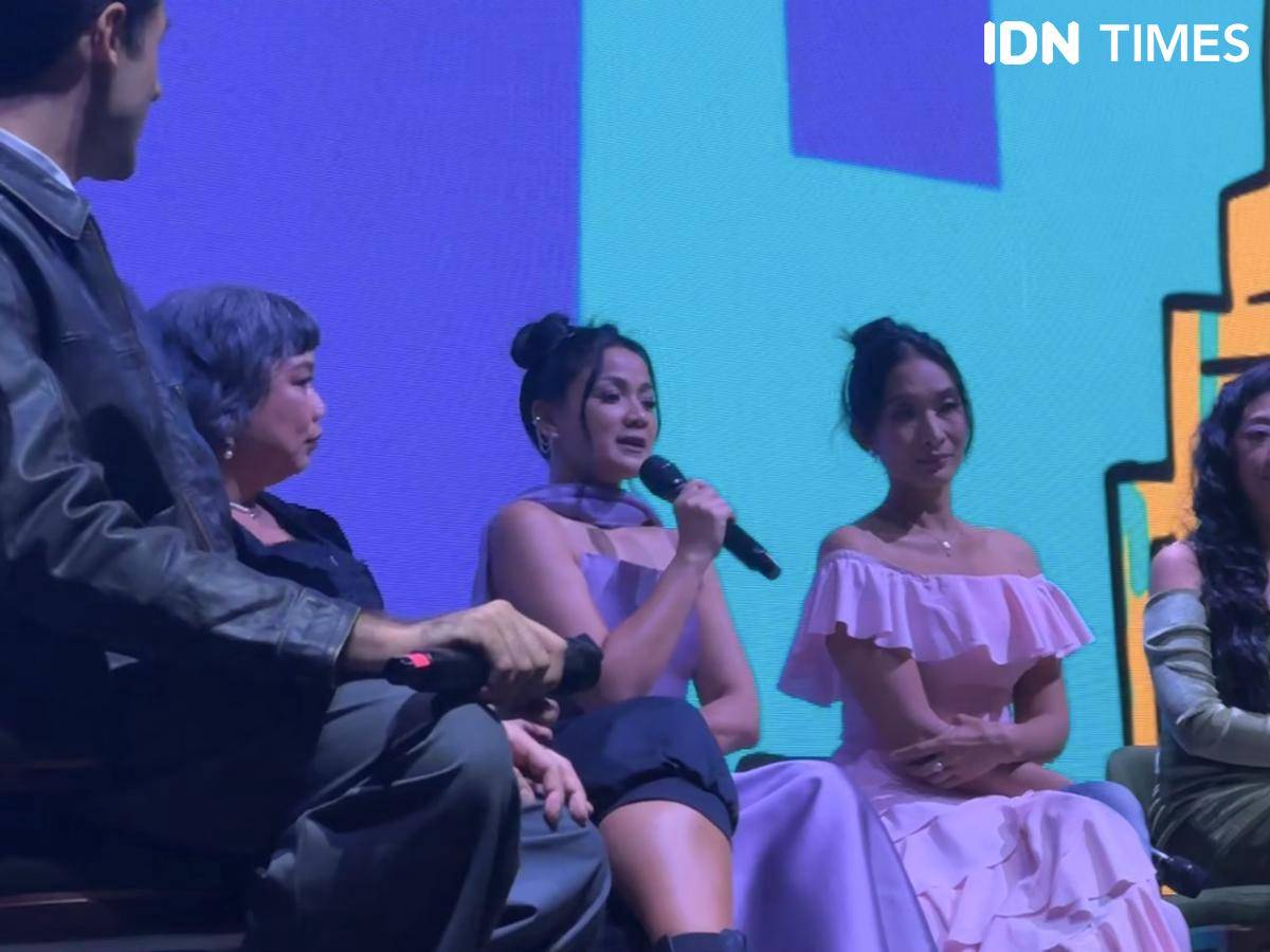 Nirina Zubir dalam konferensi pers Ratu Ratu Queens pada Jumat (12/9/2025) (IDN Times/Elizabeth Chiquita)